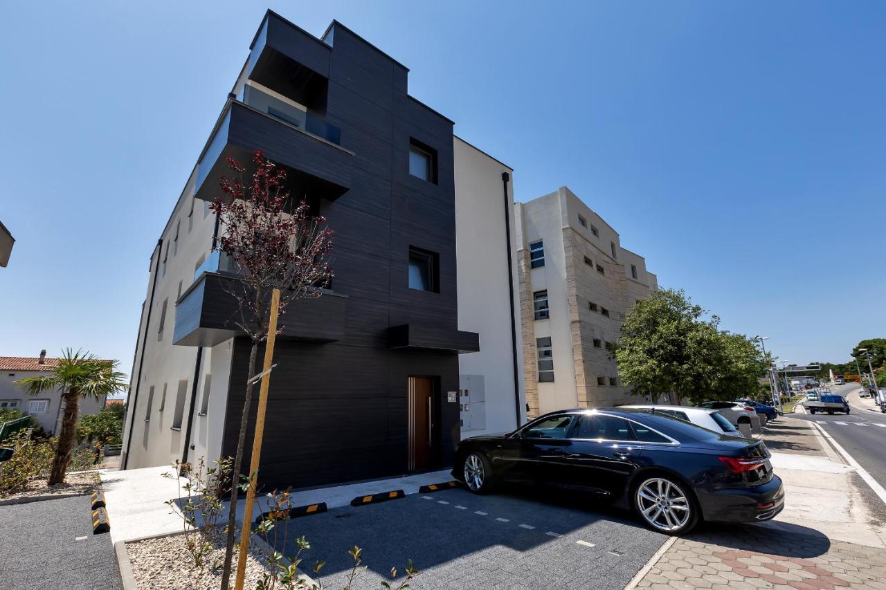 Lux Apartment Dolce Vita - Private Hottub Makarska Exterior photo